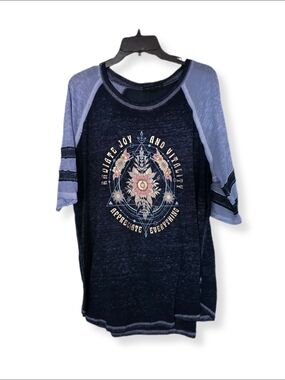 Women’s Navy & Light Blue Graphic Raglan Tee - 2XL